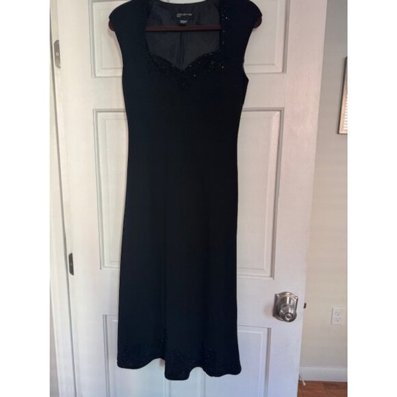 Dresses & Skirts - Vintage dress, Black, Size 6